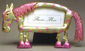 [ Moderne Horse Golden Pewter Pi ]