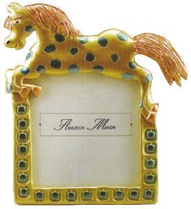 [ Dream Horse Golden Pewter Pict ]