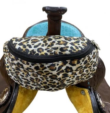 NEW! Showman Aztec Print Insulated Nylon Saddle Pouch. FREE